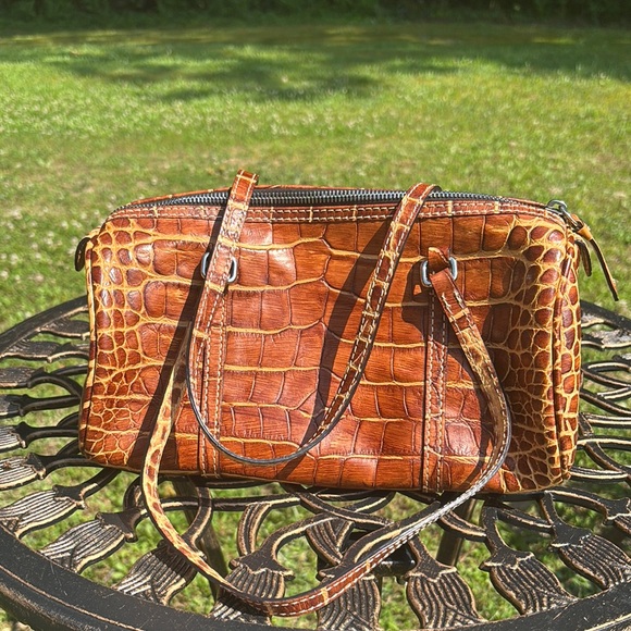 Dooney & Bourke Brown Crocodile Embossed Shoulder Bag - Picture 4 of 11